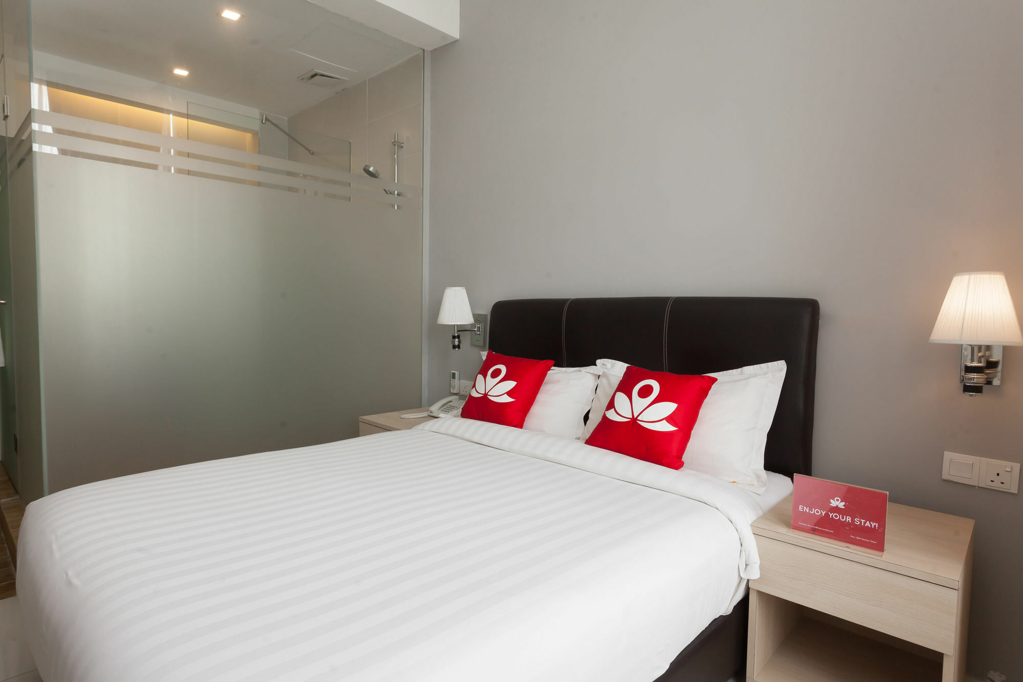 Zen Rooms Sungai Besi クアラルンプール エクステリア 写真