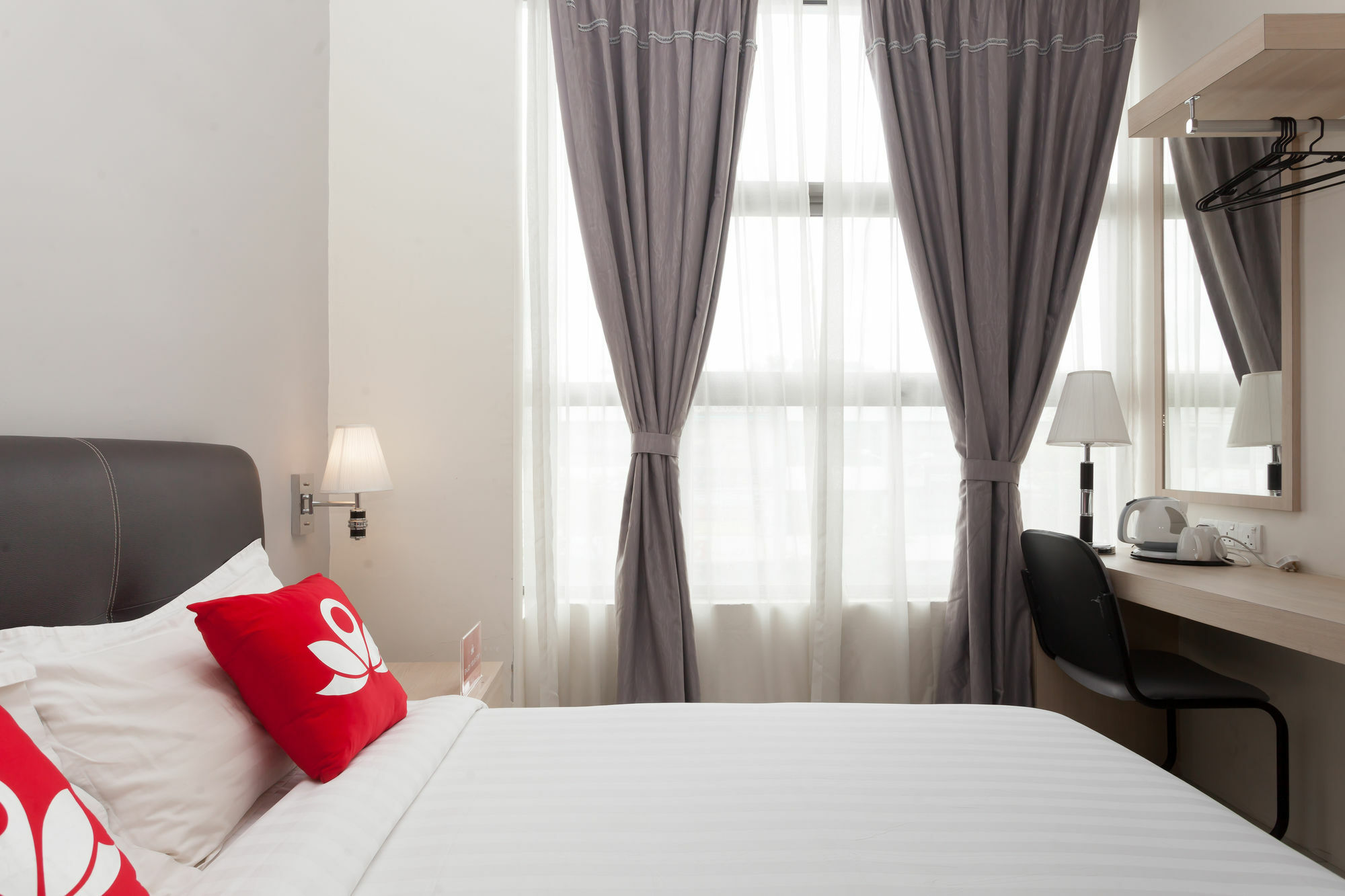 Zen Rooms Sungai Besi クアラルンプール エクステリア 写真