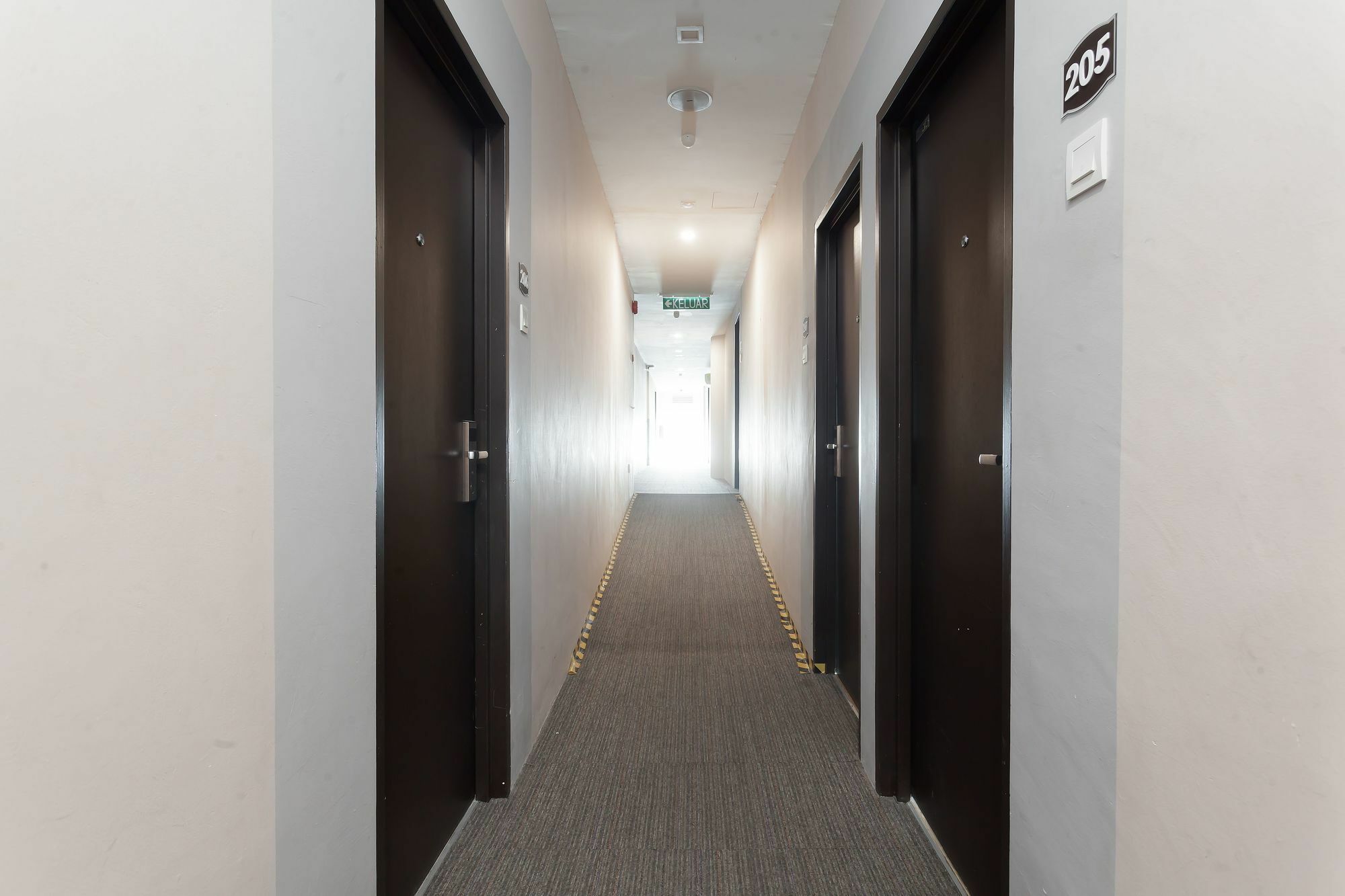 Zen Rooms Sungai Besi クアラルンプール エクステリア 写真